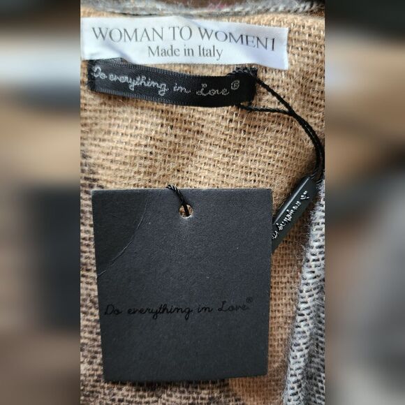 Woman to Women l NWT One Size Geometric Multicolor Poncho - Picture 3 of 4